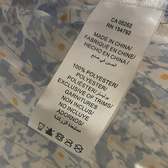 Floral Ruffle Wrap Top - Picture 3 of 4